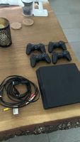 PlayStation 4 Set mit 4 Controllern & Zubehör